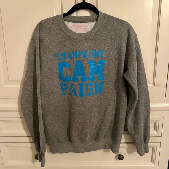 Gray Girl Tribe Co sweatshirt - Picture 1 of 3